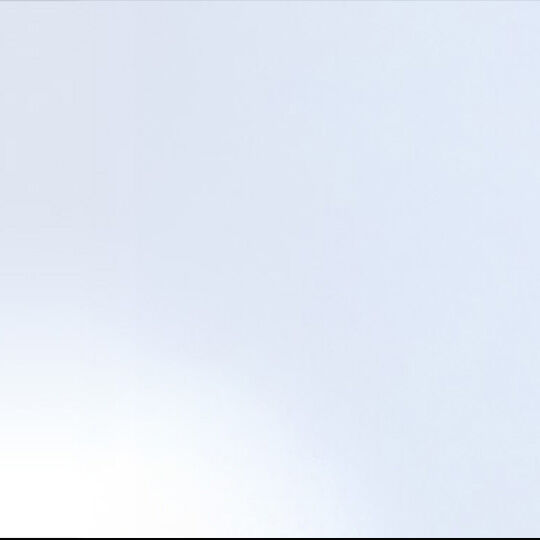 Flacons HR Prodigy Cellglow, visage et gouttes d'eau